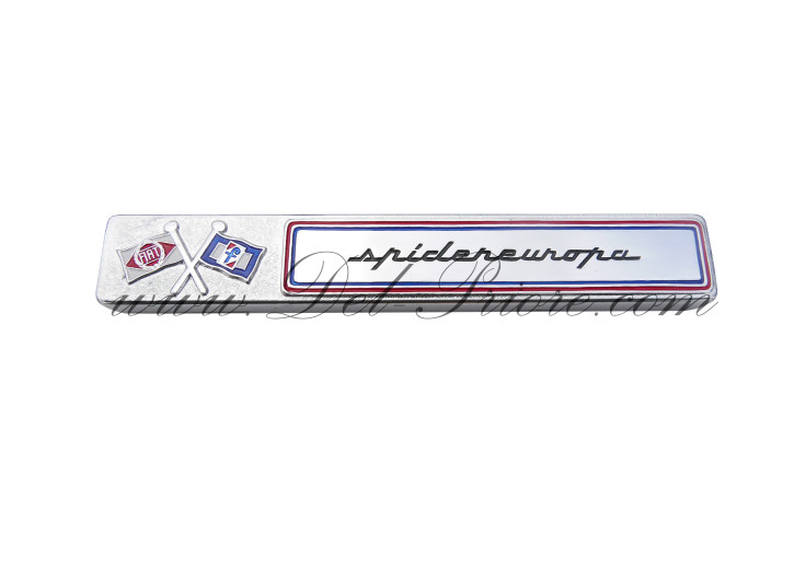 Spider Europa scritta con bandiera  Fiat-Pininfarina su cruscotto