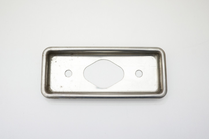 corpo cromato per fanale laterale posteriore 79-85 corpo cromato per fanale laterale posteriore 79-85