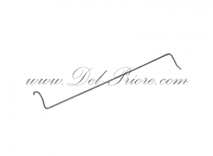Kit luggage boot retaining spring