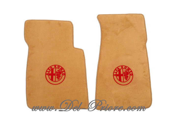 serie tappetini beige con emblema Alfa