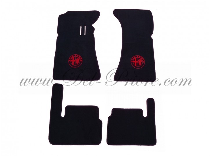 Jeu de tapis 4 pièces avec emblême Alfa, pédalier bas