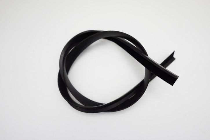 Guarnizione per listello cromato  sinistra o destra, all'esterno sulla porta