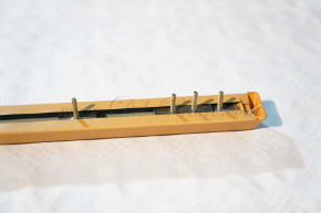 beige or red with screw cross-strip for black back seats