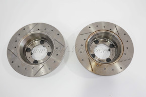 serie dischi freno sportivi anteriore (bucati) 267 mm, 1300/1600