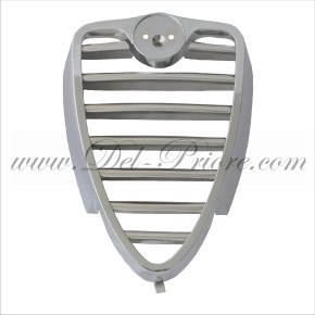 Calandre centrale, (boîte aux lettres)